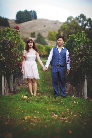 Shirleen & Hedi's engagement shoot, Stoneridge Estate, Lake Hayes, NZ
