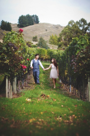 Shirleen & Hedi's engagement shoot, Stoneridge Estate, Lake Hayes, NZ